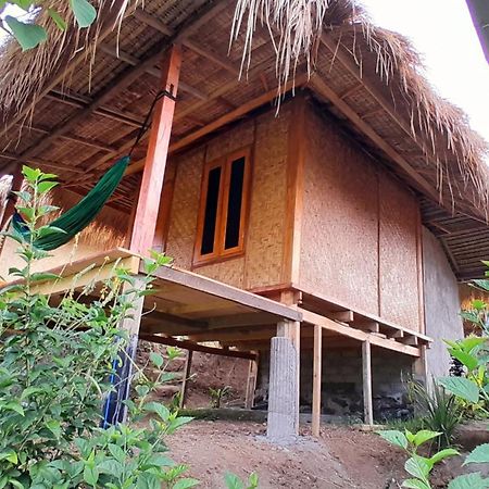 סנרו Bayan Exotic Homestay מראה חיצוני תמונה